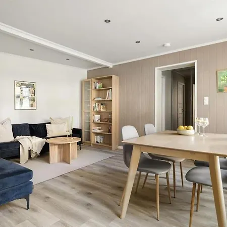 I Sandviken Apartment